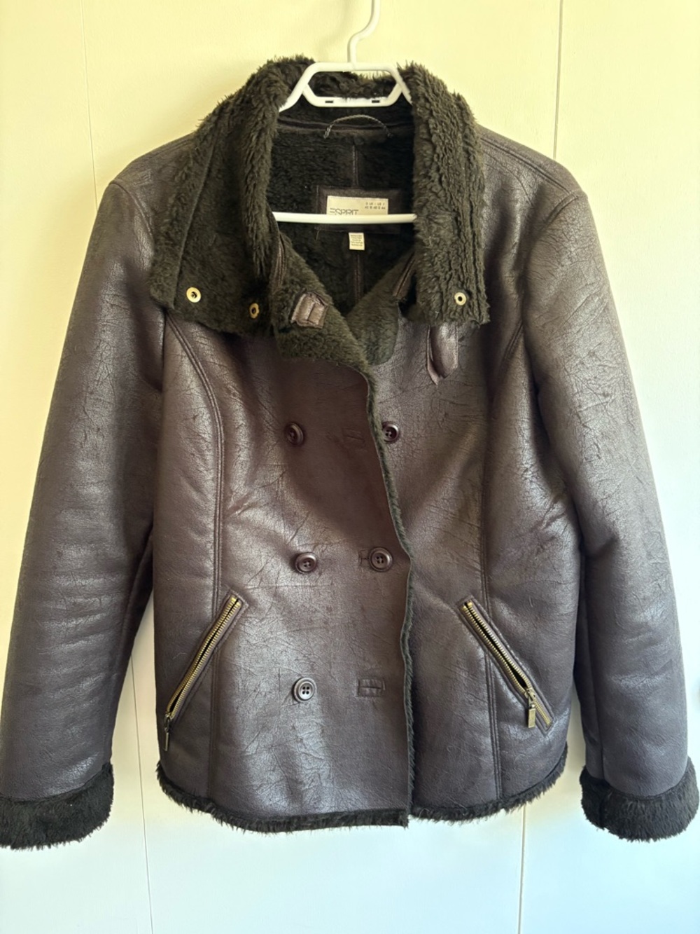 90s Esprit Women's Black Shearling-Lined Jacket